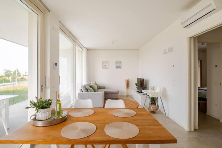Apartment Luma With Pool ليدو دي يسولو المظهر الخارجي الصورة